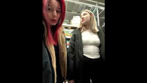 cum_girlss @ stripchat on 20251102