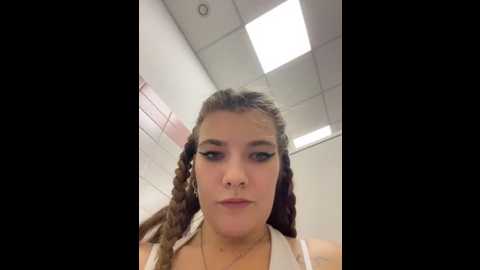 holy_tereza @ stripchat on 20251102