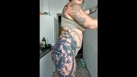 lizzardqueeen @ stripchat on 20251102