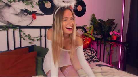 serenacrystall @ stripchat on 20251102