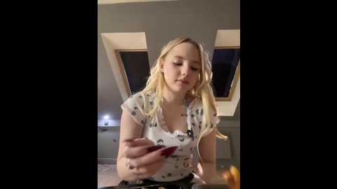 sky_cutie @ stripchat on 20251102