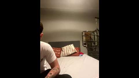 youngcouple2007 @ stripchat on 20251102