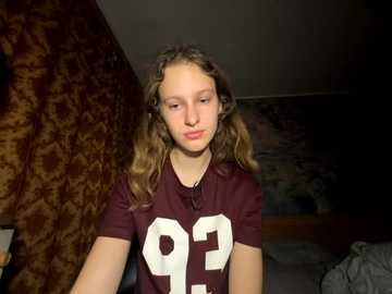 eva_angel3 @ stripchat on 20251103