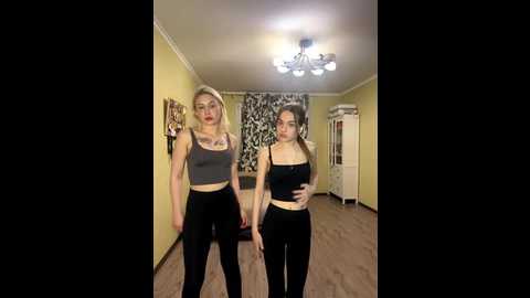 girls_n_roses @ stripchat on 20251103