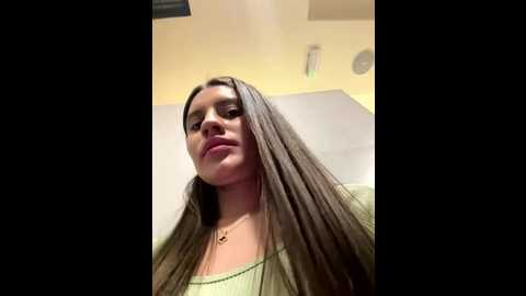 isabella21_ @ stripchat on 20251103