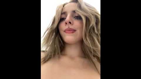 loraadoll @ stripchat on 20251103