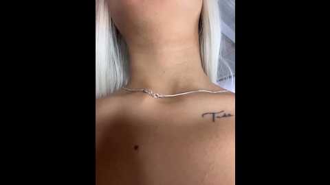 mystiquexxx @ stripchat on 20251103