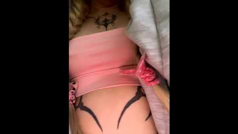 babydolll @ stripchat on 20251104