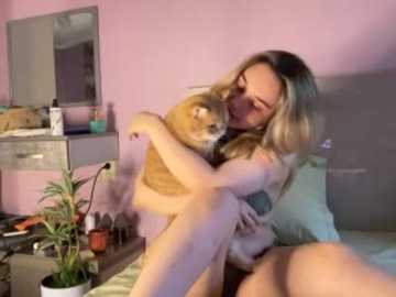 chloe_ravens @ stripchat on 20251104