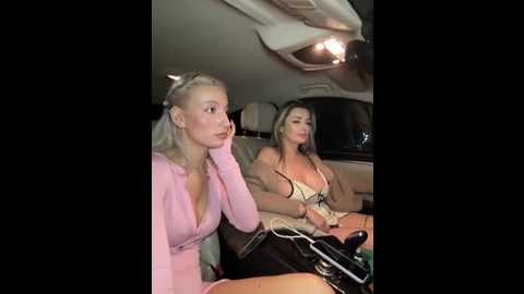 isabellaetthan @ stripchat on 20251104