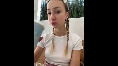 lia__love @ stripchat on 20251104