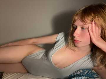 lisa_5329 @ stripchat on 20251104