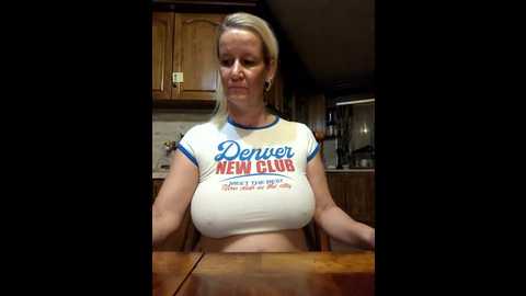 lotus_blume1 @ stripchat on 20251104