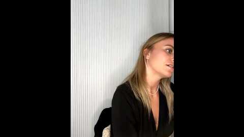 milla__one @ stripchat on 20251104