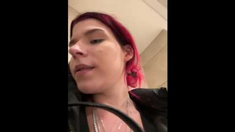 ririroseey @ stripchat on 20251104