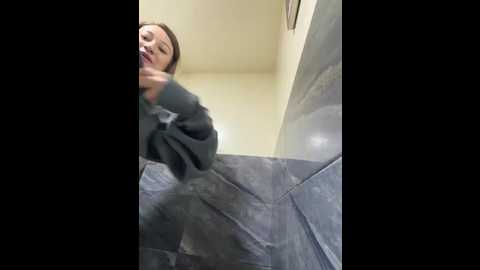 roouse @ stripchat on 20251104