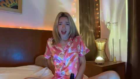 sirenabelle @ stripchat on 20251104