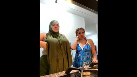 sweetmuslim01 @ stripchat on 20251104