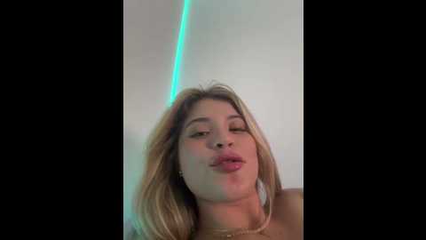 _alicee_1 @ stripchat on 20251105