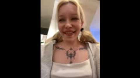 babydolll @ stripchat on 20251105