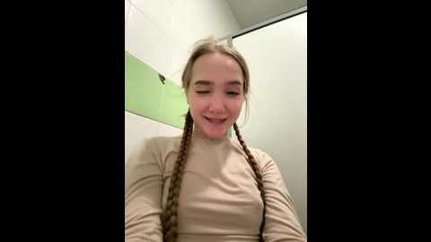 bambi_lu @ stripchat on 20251105