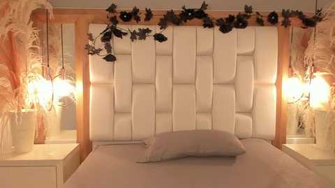 daphne_and_roger @ stripchat on 20251105