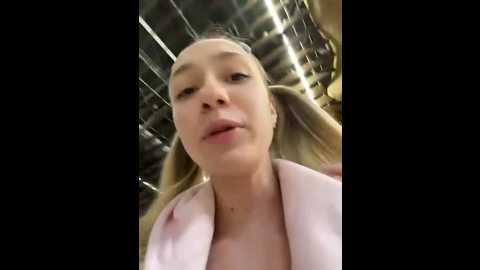 lia__love @ stripchat on 20251105