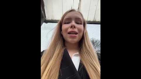 liza_risky @ stripchat on 20251105