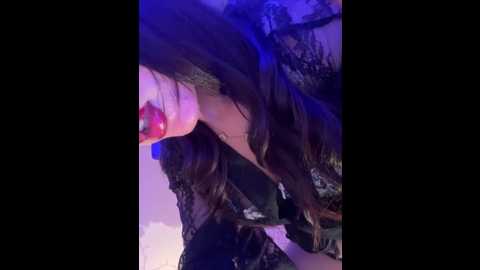 lola_bee @ stripchat on 20251105