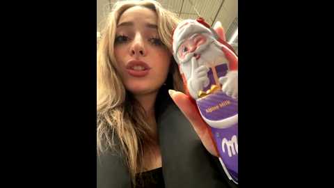 loraadoll @ stripchat on 20251105