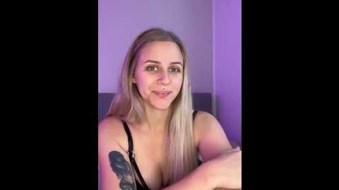 lunawolf21 @ stripchat on 20251105