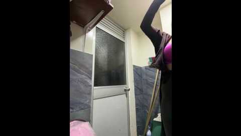 roouse @ stripchat on 20251105