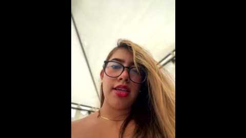 sara_calderon @ stripchat on 20251105