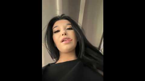 tisha_busty @ stripchat on 20251105