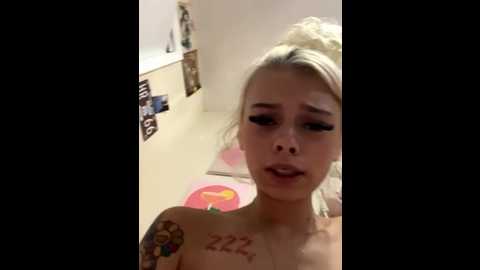 itspinkkk @ stripchat on 20251106