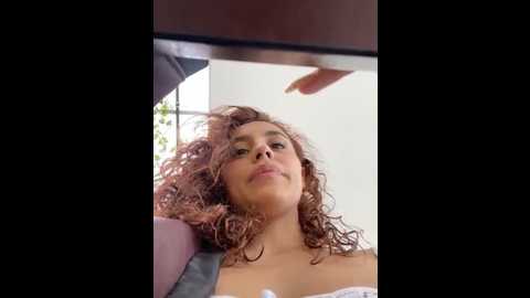 katee_jones @ stripchat on 20251106