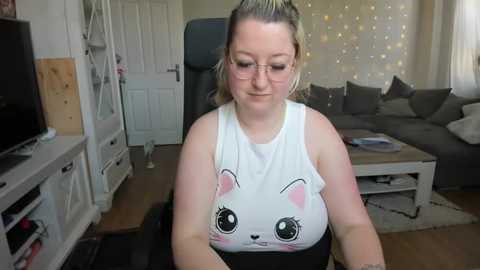 lillyloo_ @ stripchat on 20251106