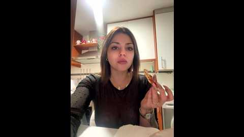 noeliagglow @ stripchat on 20251106