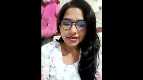 urvashi01224 @ stripchat on 20251106