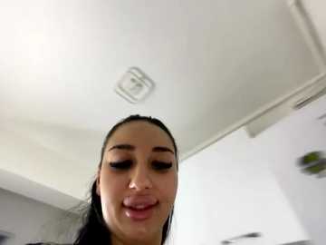 blueeyes_bb @ stripchat on 20251107