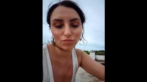 izabella_bella @ stripchat on 20251107