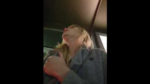 sexybiene969 @ stripchat on 20251107