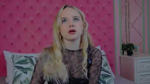 sky_cutie @ stripchat on 20251107