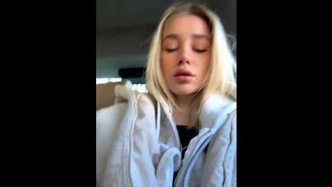 sssativa_model @ stripchat on 20251107