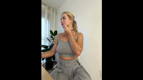 streetdoll @ stripchat on 20251107