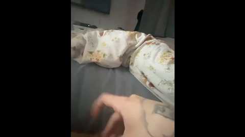 babygirl1906 @ stripchat on 20251108