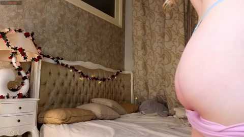 emma_frosty @ stripchat on 20251108