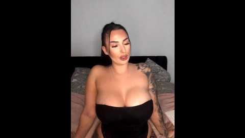 mia_bremer @ stripchat on 20251108