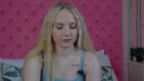 sky_cutie @ stripchat on 20251108