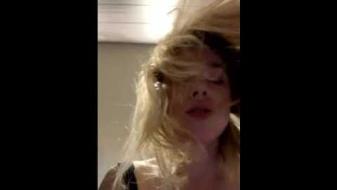 sssativa_model @ stripchat on 20251108